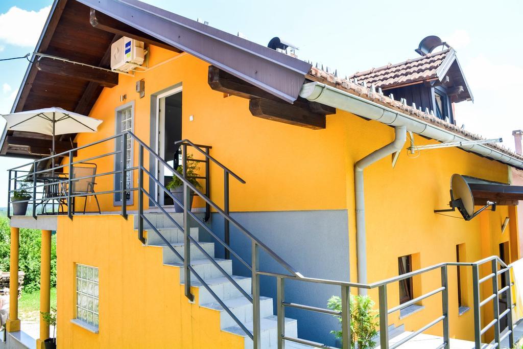 Studio Apartman Pavletic Apartamento Slunj Exterior foto